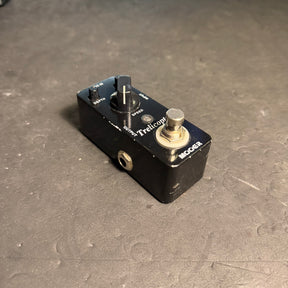 Mooer Trelicopter Tremolo Effects Pedal - Preowned