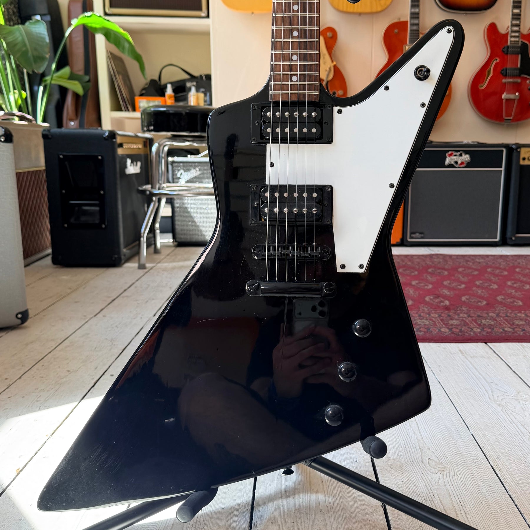 Gould Explorer Copy Electric Guitar - Black - Preowned