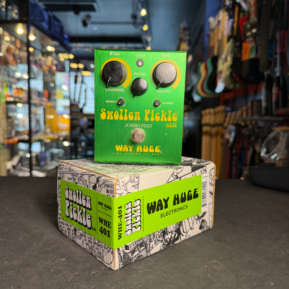 Way Huge Swollen Pickle Jumbo Fuzz Effects Pedal - Preowned with Box