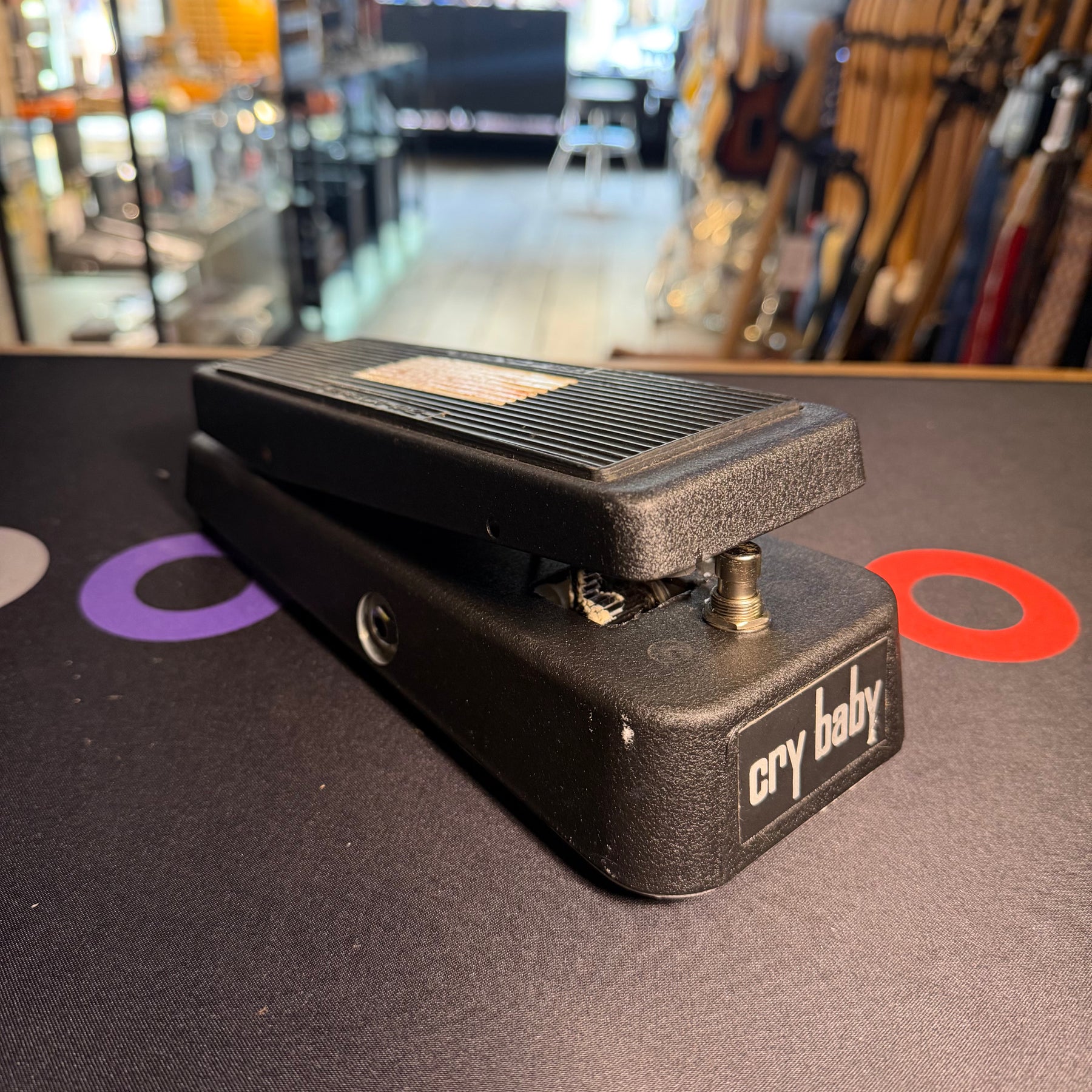 Dunlop GCB-95 Cry Baby Wah Effects Pedal - Preowned
