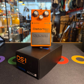 BOSS DS-1 Distortion Effects Pedal With Box - Preowned