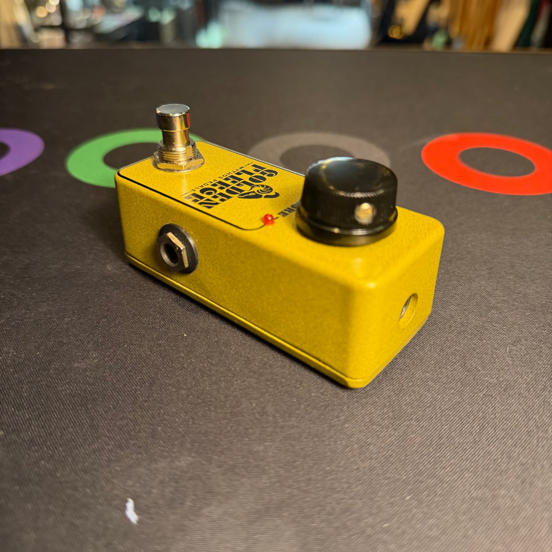 Mythos Golden Fleece Fuzz With Box - Preowned