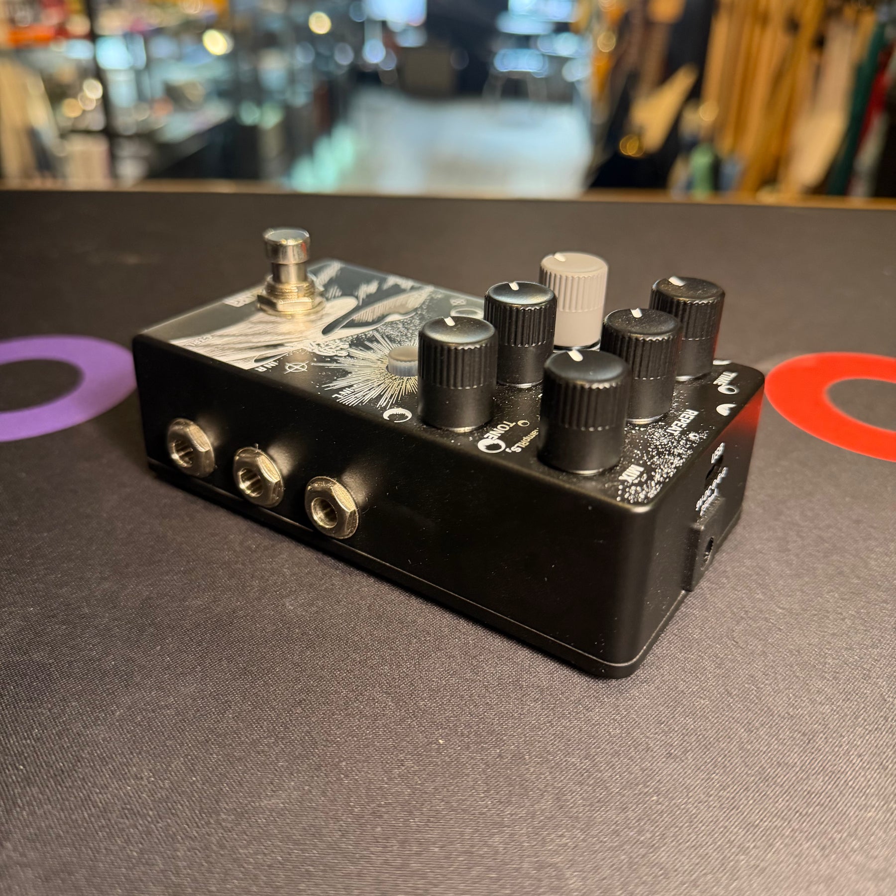 Klowra Everlast Delay Crystal Grain Extension Effects Pedal - Preowned