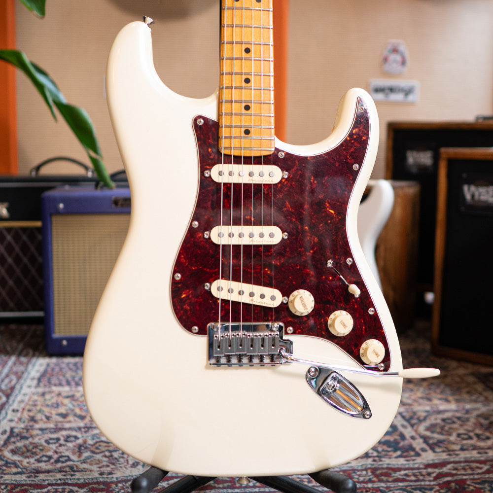 2024 Fender Player Plus Stratocaster - Olympic White Pearl - Preowned