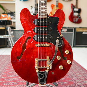 Epiphone Riviera P93 Wine Red with Hard Case - Preowned