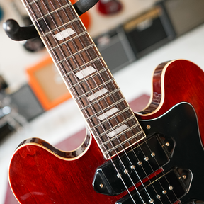 Epiphone Riviera P93 Wine Red with Hard Case - Preowned