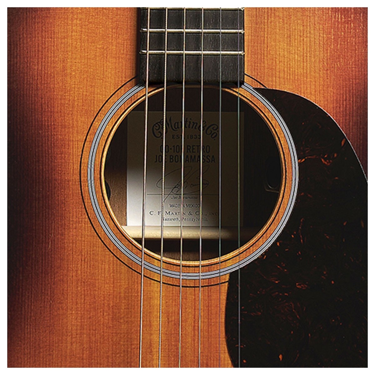 Martin 00-10E Retro Joe Bonamassa Signature Electro Acoustic Guitar - 1937 JB Sunburst