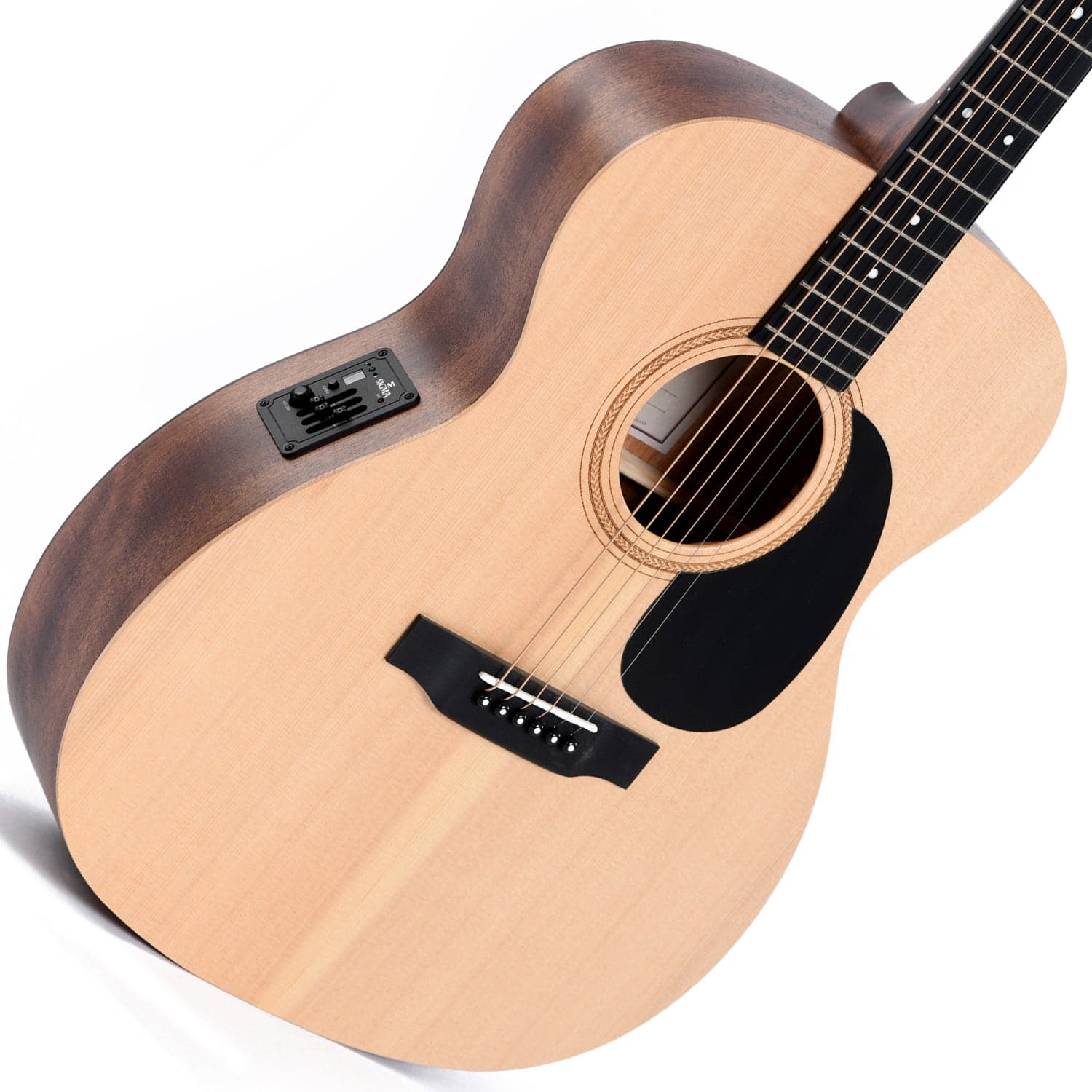 Sigma 000ME Electro Acoustic Guitar - Natural