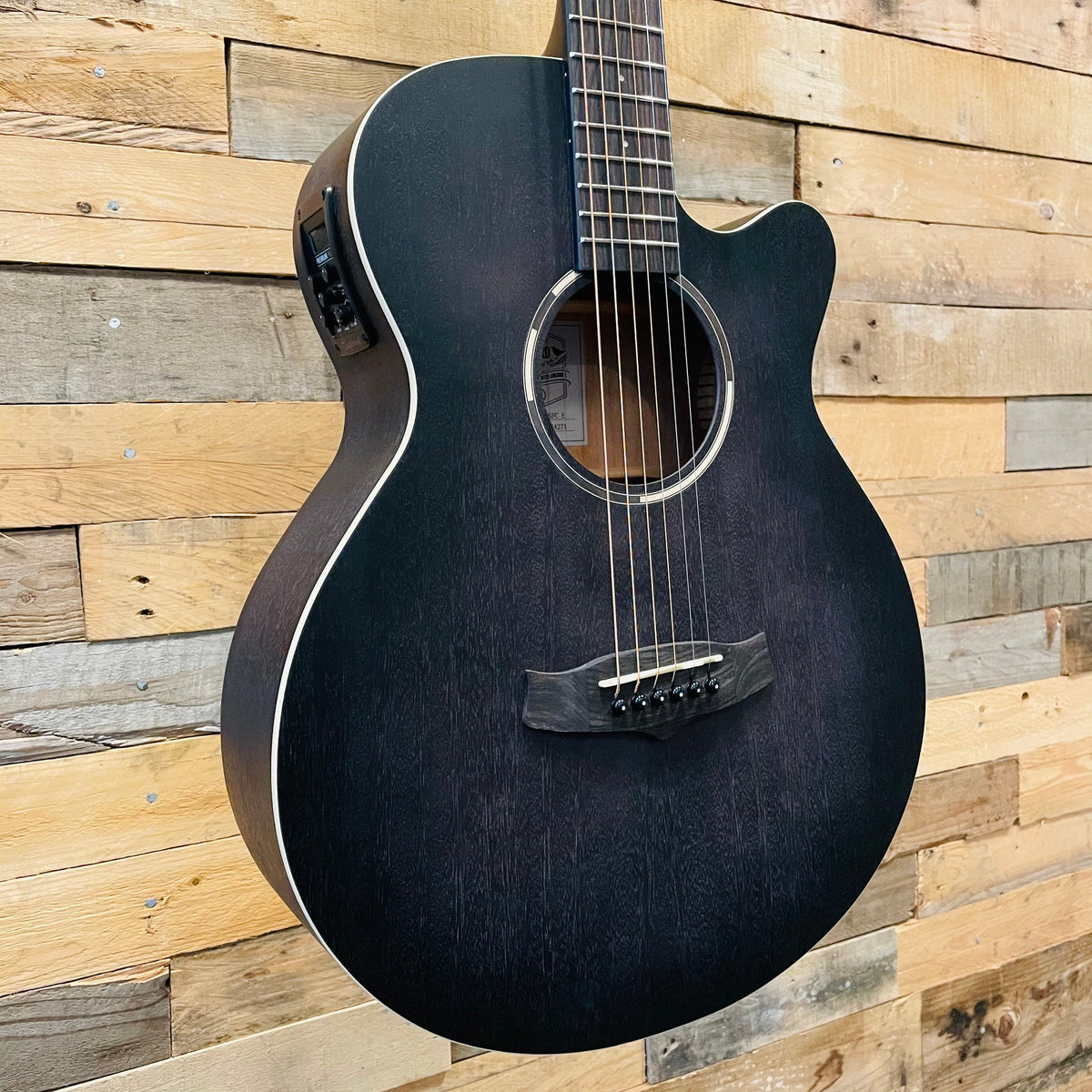 Tanglewood TWBB-SFCE Blackbird Folk Guitar Cutaway - Smokestack Black Satin - Electro Acoustic