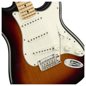 Fender Player Stratocaster - Maple Fingerboard - 3 Colour Sunburst